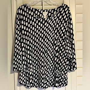CHICO’S - Black and White 3/4 sleeve with mandarin collar